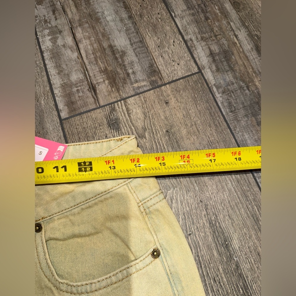 Edikted Tan Jeans Small NWT - Picture 6 of 8